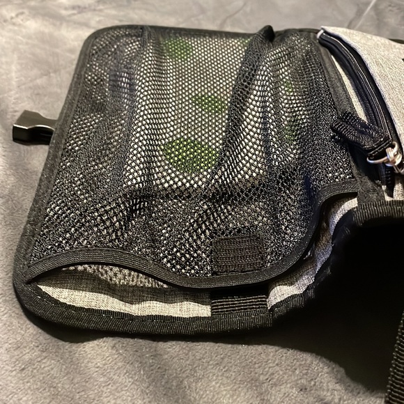 Skiphop Pronto Baby Changing Station Hand Held Diaper Bag (ette) - Picture 6 of 13